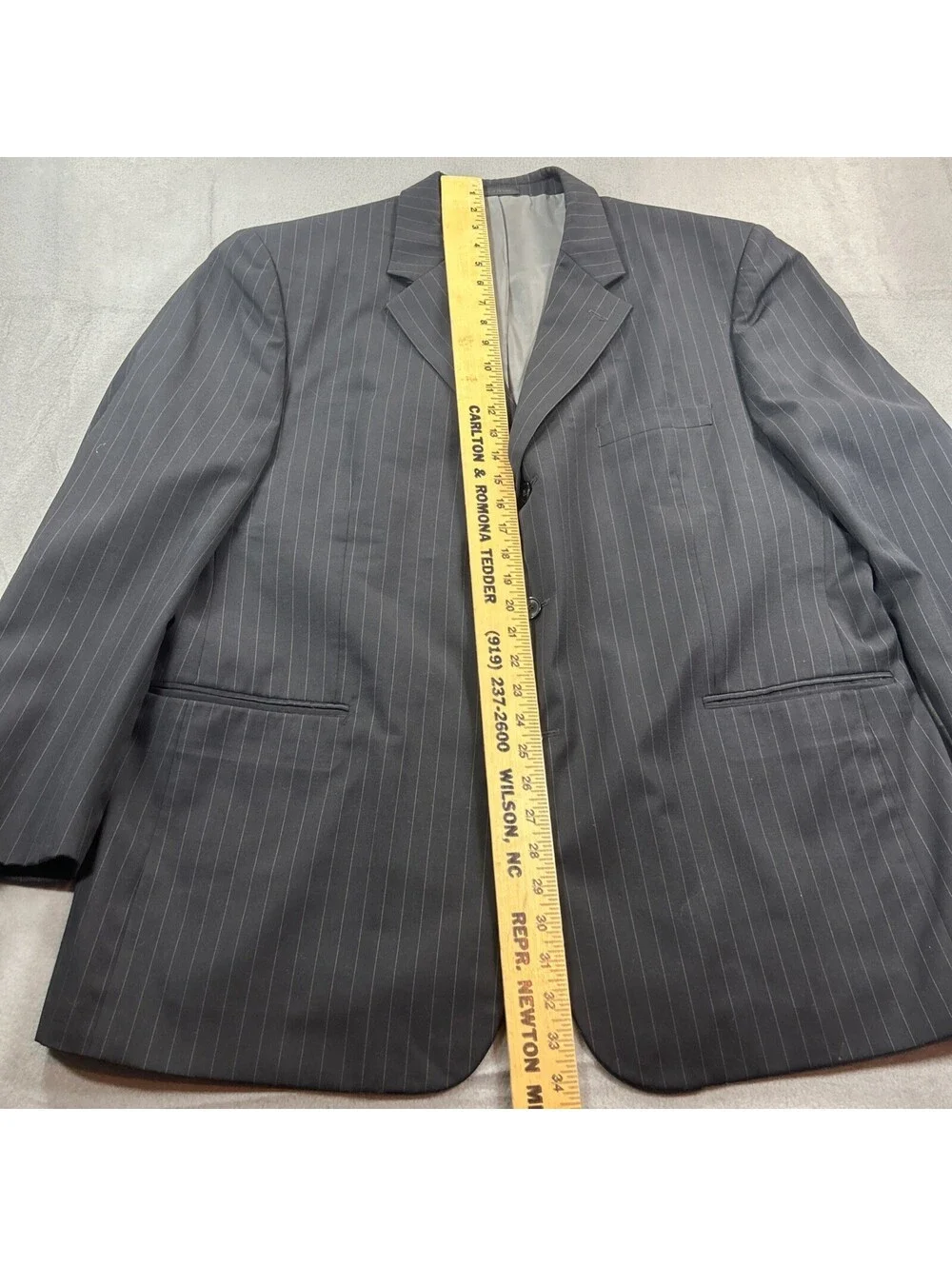 Andrew Fezza Size 48R Black 100% Worsted Wool Pinstripe Blazer Suit Coat